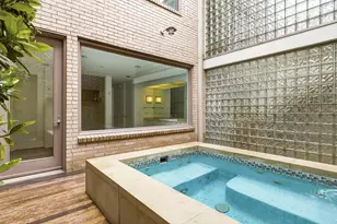 9 Hallshire Ct, Dallas, TX 75225 - Photo 22