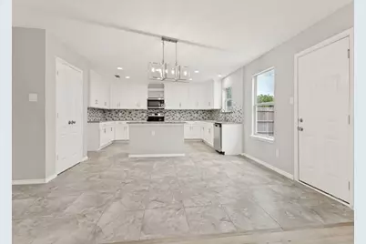 4100 Tiburon Street, Fort Worth, TX 76106 - Photo 8