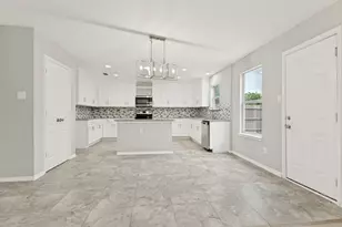 4100 Tiburon St, Fort Worth, TX 76106 - Photo 8