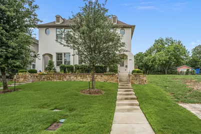 3711 Byers Avenue, Fort Worth, TX 76107 - Photo 2