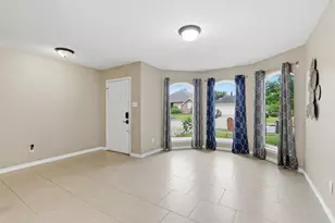 829 Elbe Dr, Arlington, TX 76001 - Photo 8