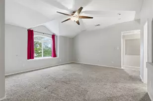 829 Elbe Dr, Arlington, TX 76001 - Photo 22