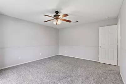 829 Elbe Drive, Arlington, TX 76001 - Photo 30