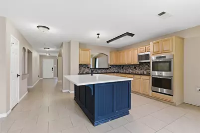 829 Elbe Drive, Arlington, TX 76001 - Photo 4