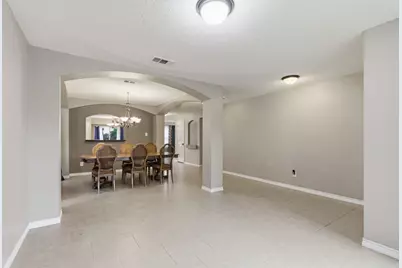 829 Elbe Drive, Arlington, TX 76001 - Photo 8