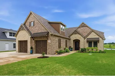 613 Kiowa Drive W, Lake Kiowa, TX 76240 - Photo 1