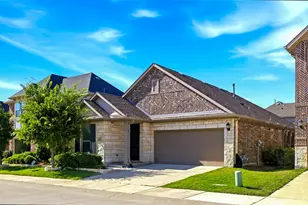 2281 Red Mule Ln, Carrollton, TX 75010 - Photo 4