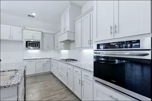 2281 Red Mule Ln, Carrollton, TX 75010 - Photo 18