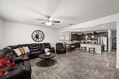 15860 Farringdon Street, Fort Worth, TX 76247 - Photo 12