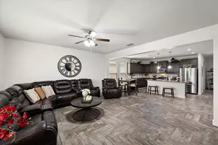 15860 Farringdon St, Fort Worth, TX 76247 - Photo 12
