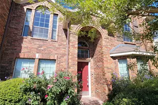 5400 Meadow Valley Dr, Fort Worth, TX 76123 - Photo 2