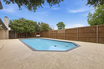 5527 Meadow Oak Street, North Richland Hills, TX 76180 - Photo 24