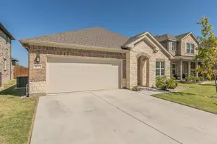 1504 Escondido Dr, Fort Worth, TX 76052 - Photo 2