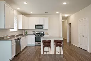 1929 Vlg Crk Ln, Denton, TX 76208 - Photo 4
