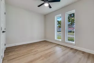 9008 Flicker Ln, Dallas, TX 75238 - Photo 20