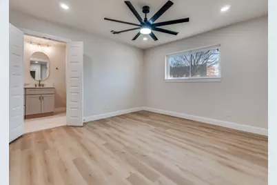 9008 Flicker Lane, Dallas, TX 75238 - Photo 18