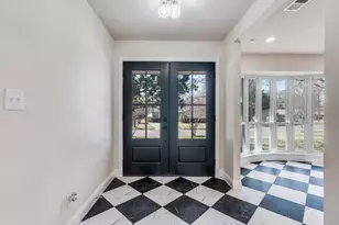 9008 Flicker Ln, Dallas, TX 75238 - Photo 2