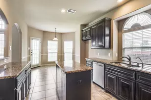 12112 Abernathy Cir, McKinney, TX 75071 - Photo 14