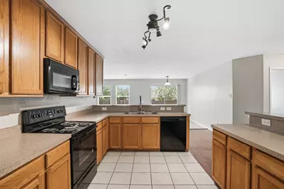 5800 Blue Ribbon Road, Fort Worth, TX 76179 - Photo 18