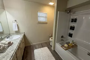 2008 Bradford Dr, Arlington, TX 76010 - Photo 12