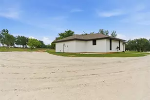 1070 Diamond Oaks Rd, Stephenville, TX 76401 - Photo 8
