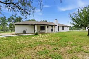 1070 Diamond Oaks Rd, Stephenville, TX 76401 - Photo 34