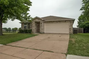 1501 Fieldstone Dr, Little Elm, TX 75068 - Photo 1