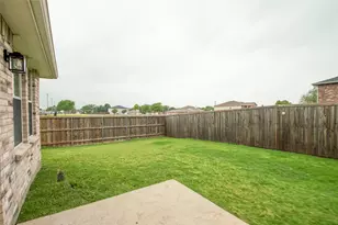 1501 Fieldstone Dr, Little Elm, TX 75068 - Photo 32