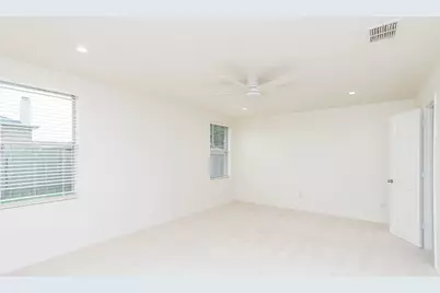 1501 Fieldstone Drive, Little Elm, TX 75068 - Photo 14