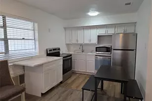 853 Broadway Ave, Euless, TX 76040 - Photo 4