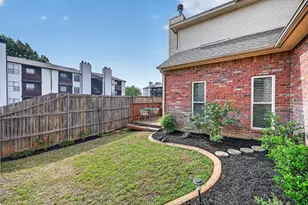 2506 Peargrove Cir, Arlington, TX 76006 - Photo 28