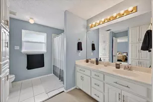 2506 Peargrove Cir, Arlington, TX 76006 - Photo 16