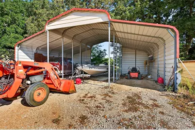 437 County Road 292, Collinsville, TX 76233 - Photo 26