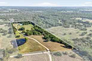 437 Co Rd 292, Collinsville, TX 76233 - Photo 1