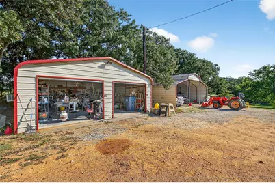 437 County Road 292, Collinsville, TX 76233 - Photo 28