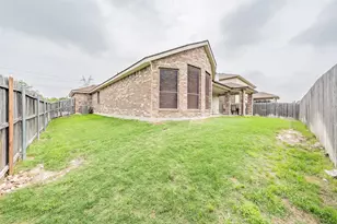 525 Foxcraft Dr, Fort Worth, TX 76131 - Photo 26