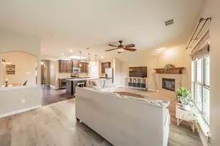 525 Foxcraft Dr, Fort Worth, TX 76131 - Photo 4