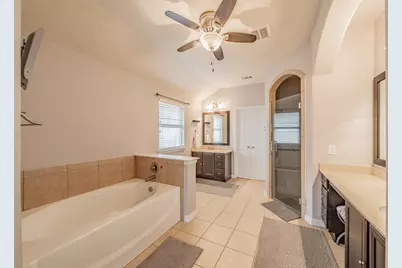 525 Foxcraft Drive, Fort Worth, TX 76131 - Photo 10