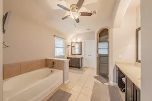 525 Foxcraft Dr, Fort Worth, TX 76131 - Photo 10