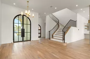 10717 Arrowhead Pt Dr, Fort Worth, TX 76179 - Photo 4