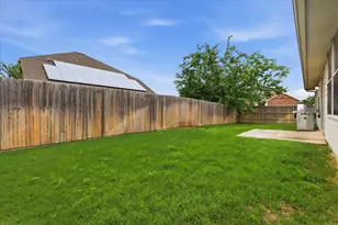 3909 Cliffside Dr, Denton, TX 76208 - Photo 32