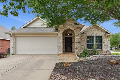 3909 Cliffside Drive, Denton, TX 76208 - Photo 2