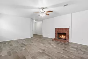 904 Grant St, Burleson, TX 76028 - Photo 8