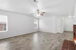 904 Grant St, Burleson, TX 76028 - Photo 10