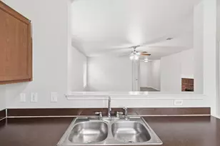 904 Grant St, Burleson, TX 76028 - Photo 14