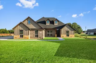 1045 Uplift Dr, Weatherford, TX 76087 - Photo 2