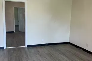 3812 Hancock St, Dallas, TX 75210 - Photo 10