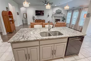 343 Abbott Ln, Waxahachie, TX 75165 - Photo 6