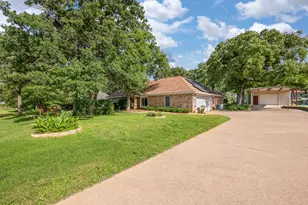 4965 Firewood Dr, Burleson, TX 76028 - Photo 4