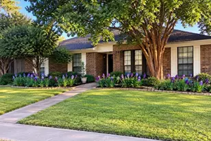 1604 Meadowgate Dr, Richardson, TX 75081 - Photo 1